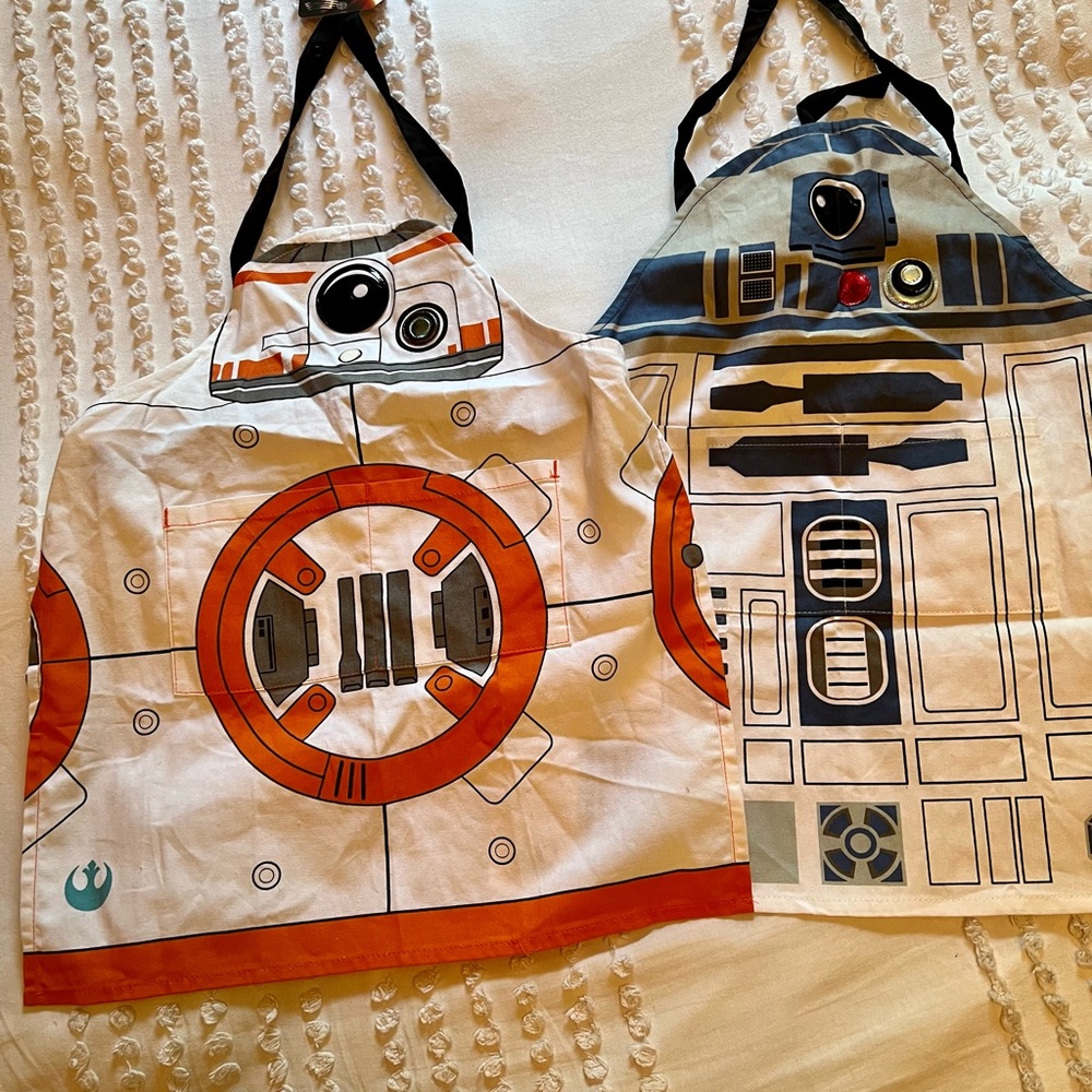 TWO Star Wars Droid Youth Aprons - NEW with Tags! Super cute even for dress up!